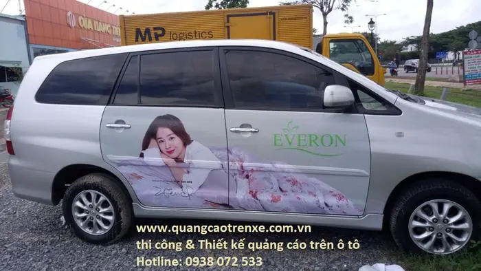 thi công và thiết kế quảng cáo trên ô tô tại hcm